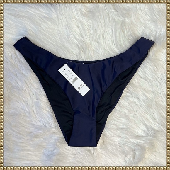 J. Crew Navy Bikini Swimsuit Bottom Size Small NWT - Picture 1 of 7